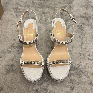 Christian Louboutin Pyraclou 110 calf Jurassic white sandals